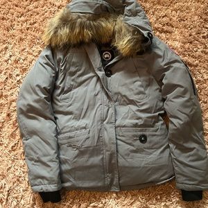 Canada goose coat size medium